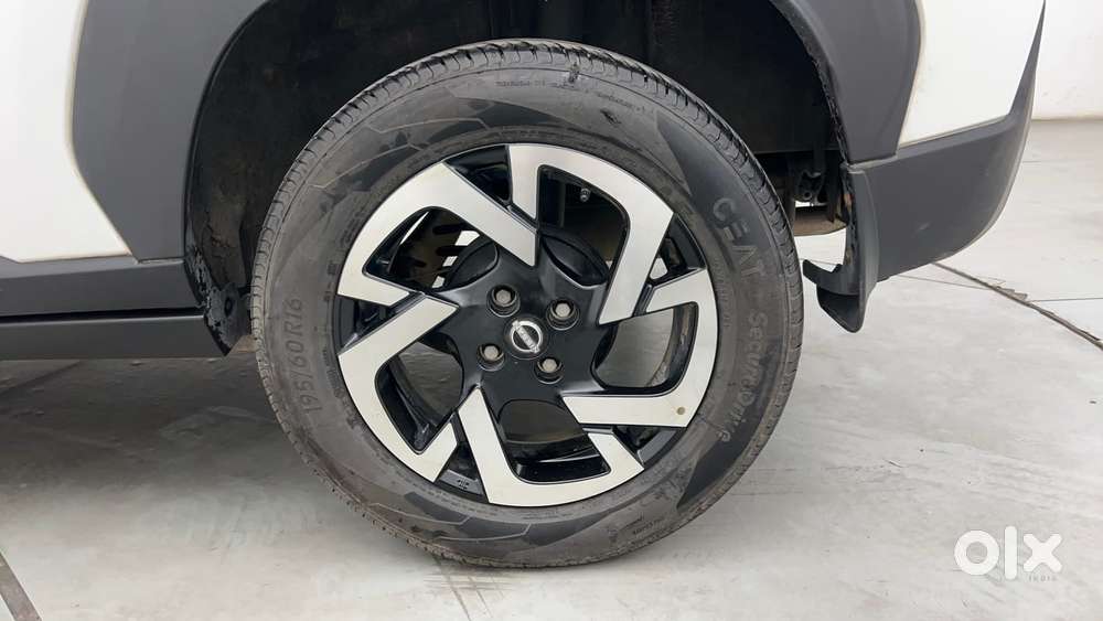 Nissan Magnite Xv Turbo, 2024, Petrol
