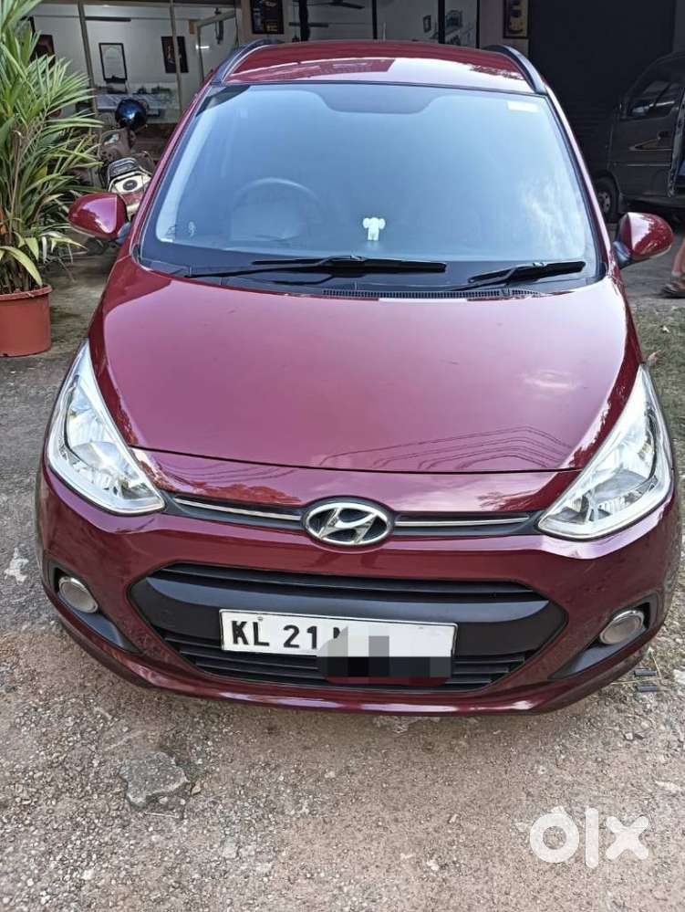 Hyundai Grand I10 Sportz, 2016, Petrol