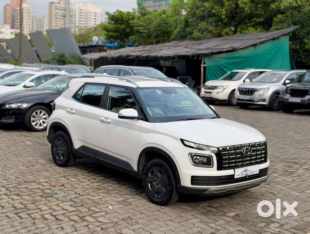 Hyundai Venue Sx Mt, 2024, Petrol