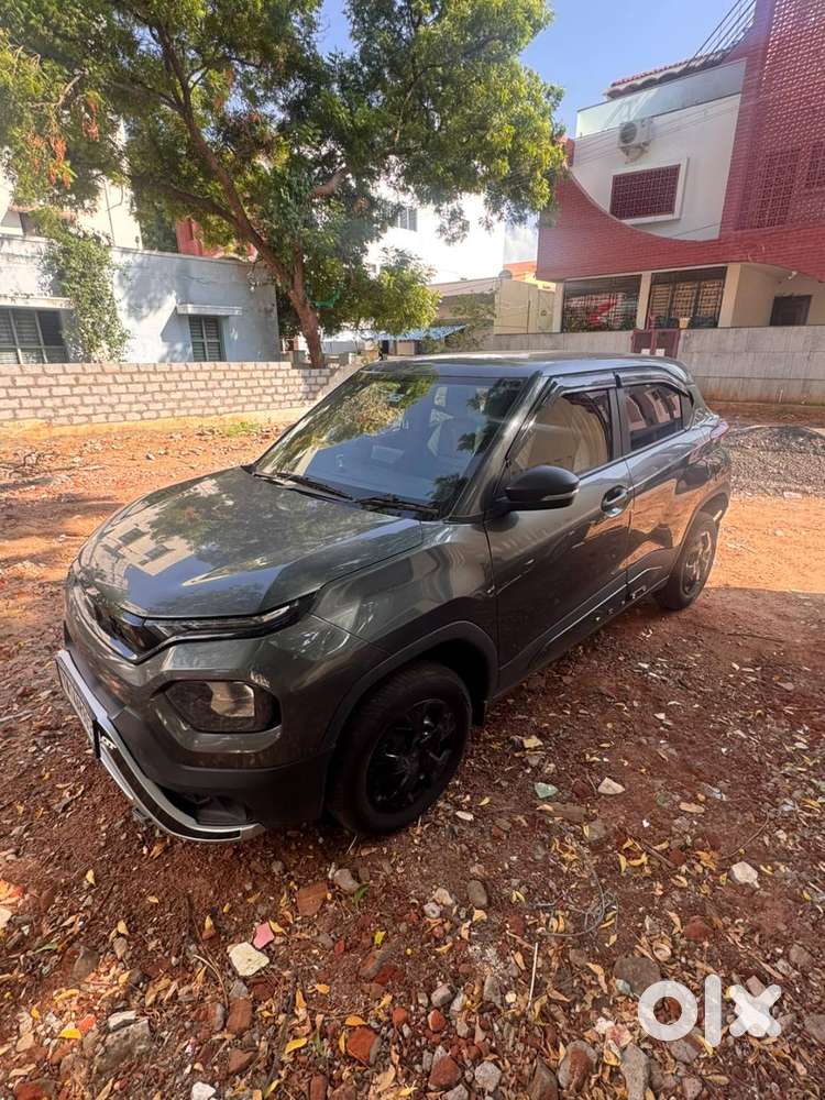 Tata Punch Pure 2025