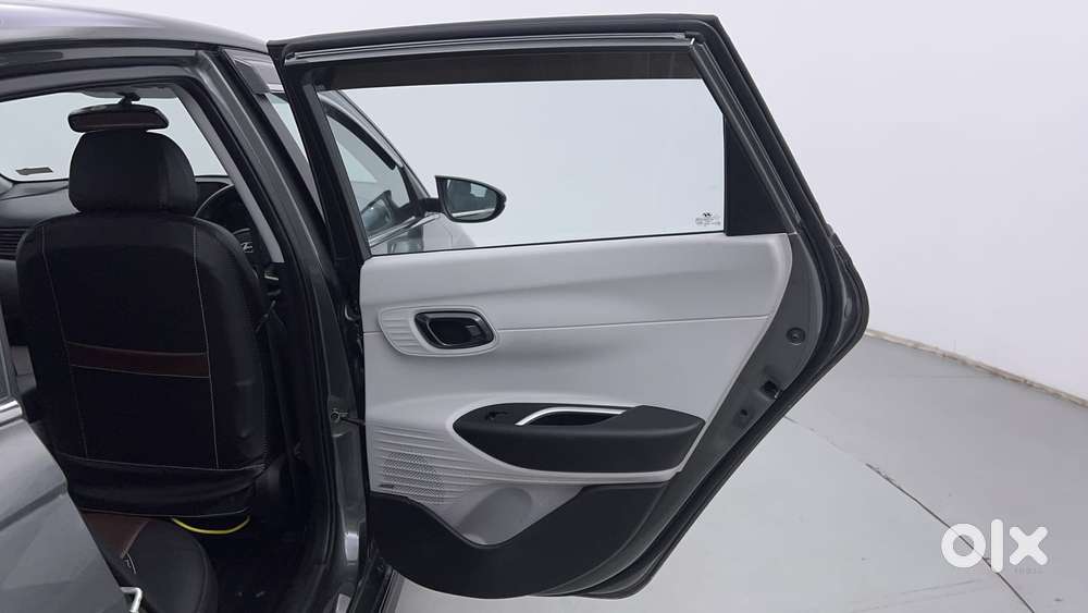 Hyundai New I20 1.2 Asta (o) Mt, 2023, Petrol