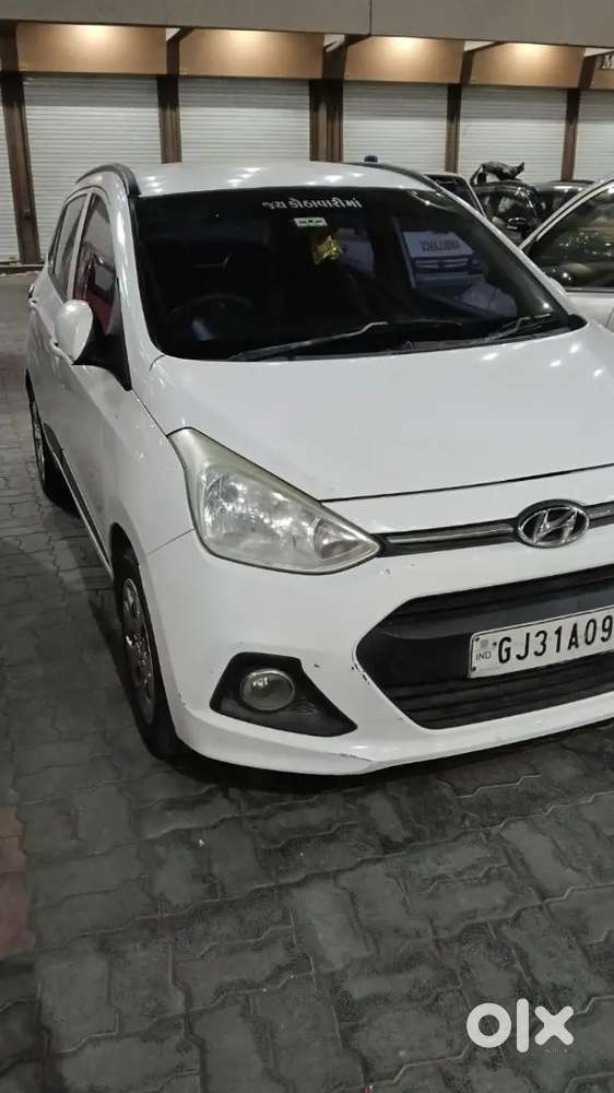 Hyundai Grand I10 2016 Diesel 92000 Km Driven