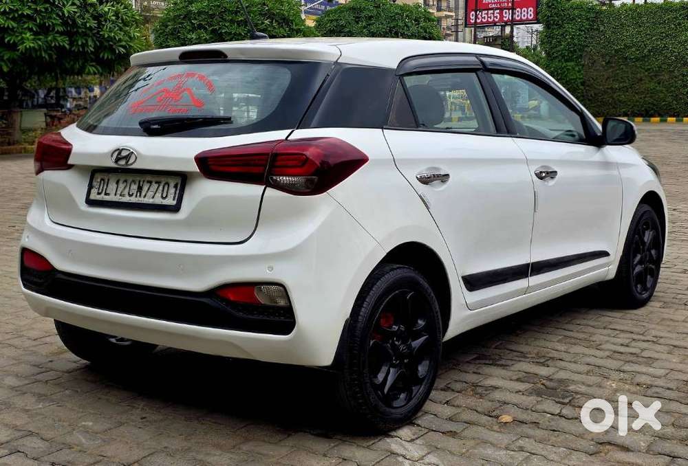Hyundai I20 Petrol Asta Option, 2018, Petrol