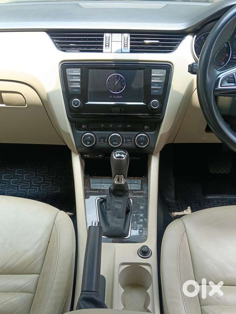 Skoda Octavia [ ] 1.8 Ambition Plus Tsi At, 2017, Petrol