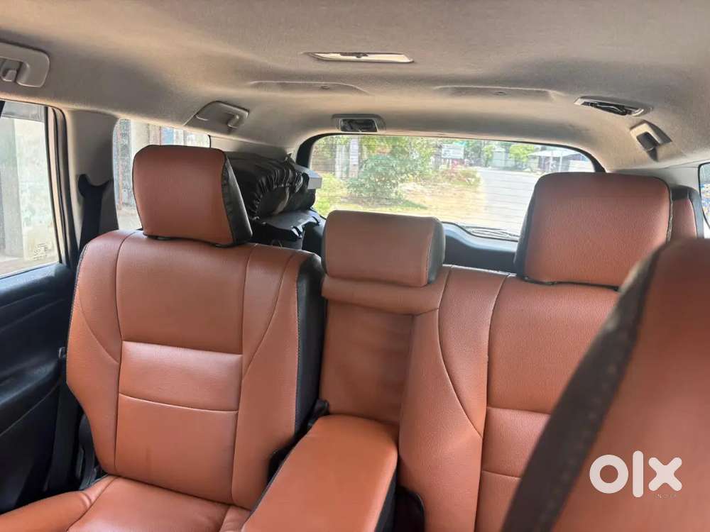 Innova Crysta Diesel 2019 G