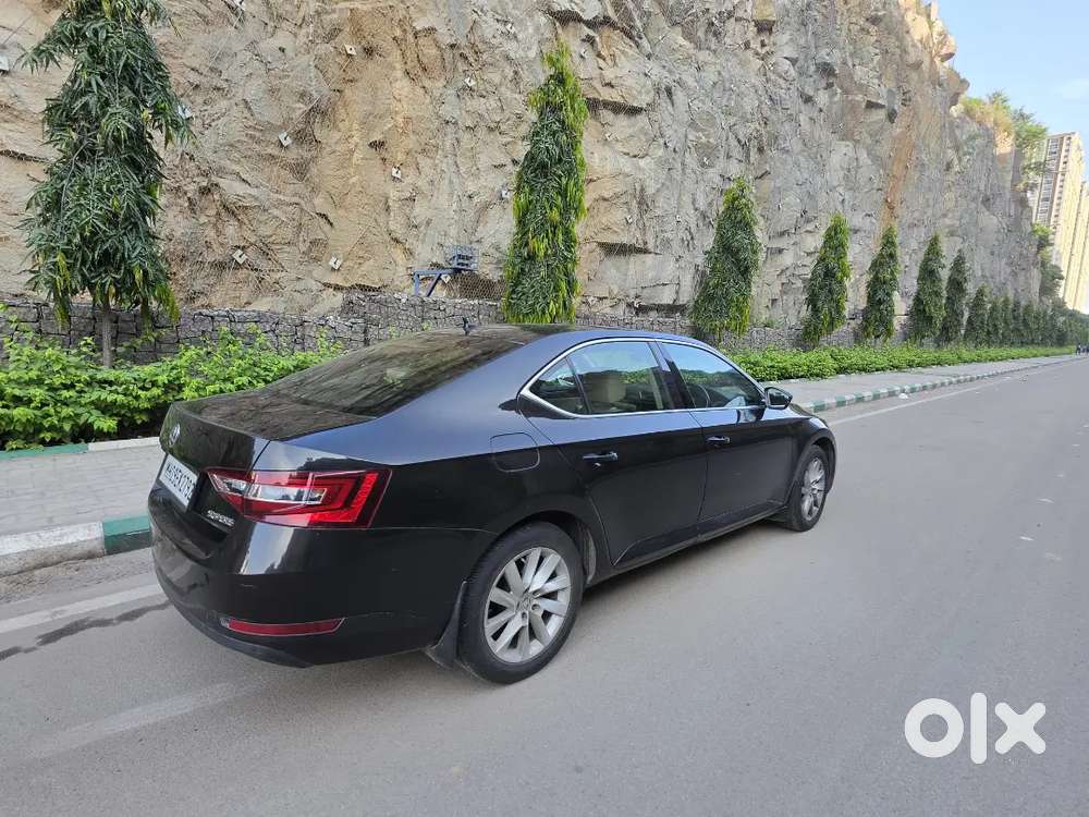 Skoda Superb 2017 L&k 1.8 Tsi Automatic, Magnetic Brown Colour