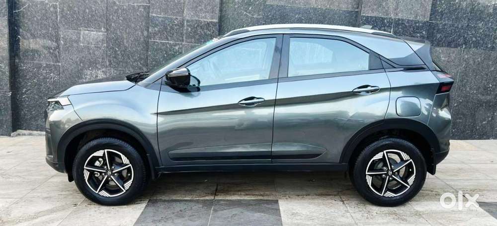 Tata Nexon Creative 1.2 Revotron Petrol 6 Amt, 2025, Petrol