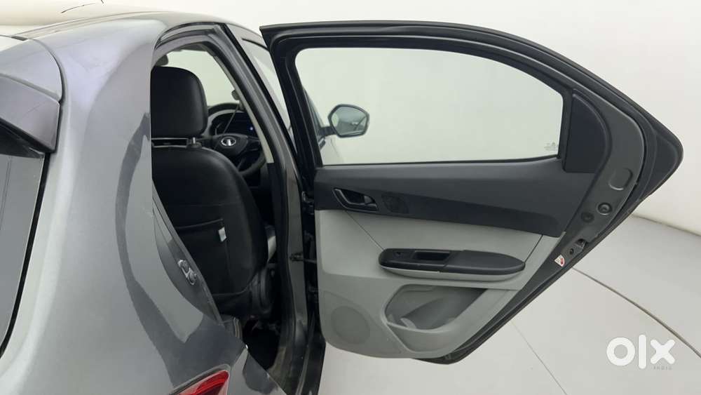 Tata Tiago 1.2 Revotron Xt Cng, 2022, Cng & Hybrids