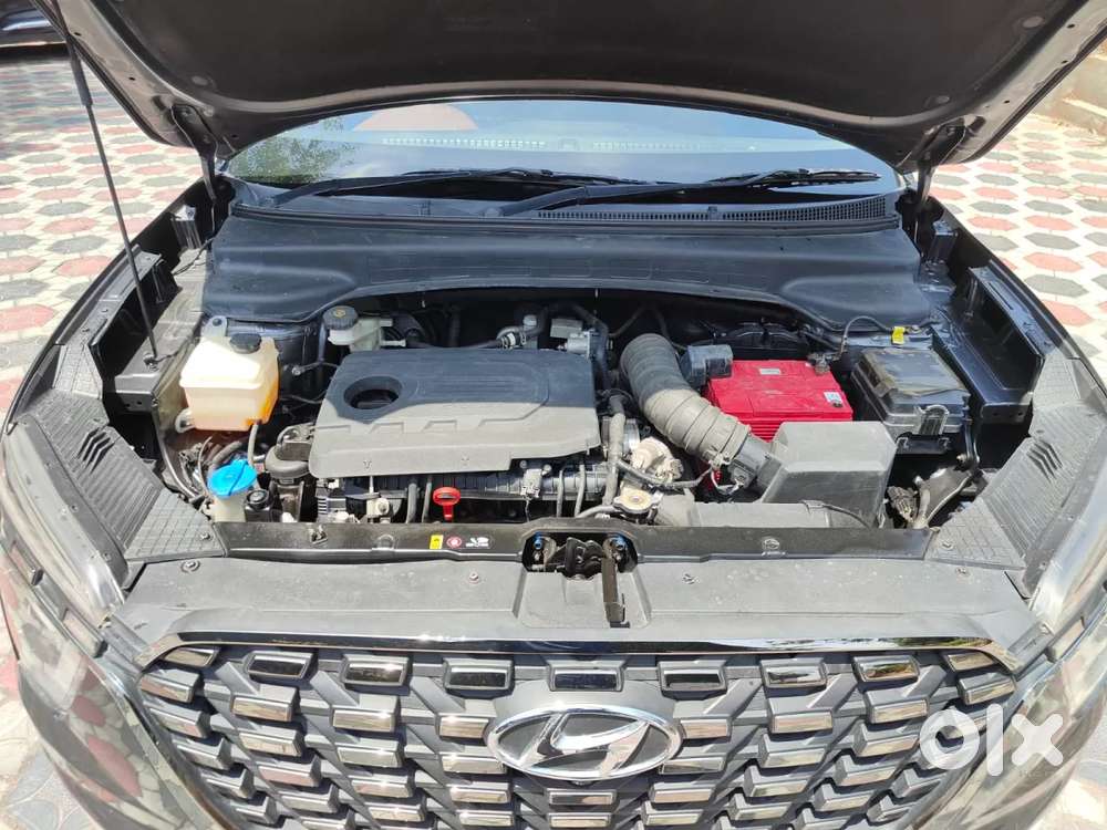 Hyundai Alcazar 1.5 Signature Diesel Mt 6 Str Dual Tone, 2021, Diese..