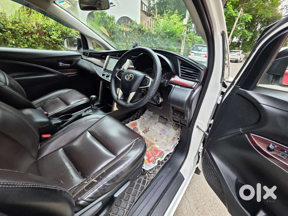 Toyota Innova Crysta [2020-ongoing] 2.4 Gx At 7 Str, 2021, Diesel
