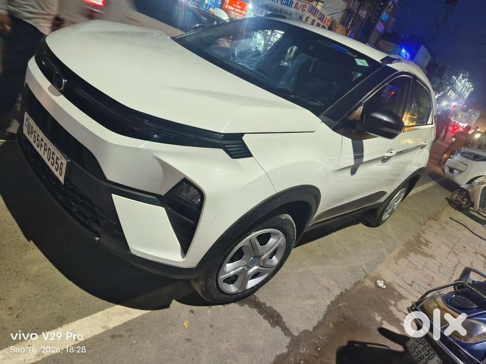 Tata Nexon Fearless Plus 1.2 Revotron Petrol 6 Mt, 2026, Petrol