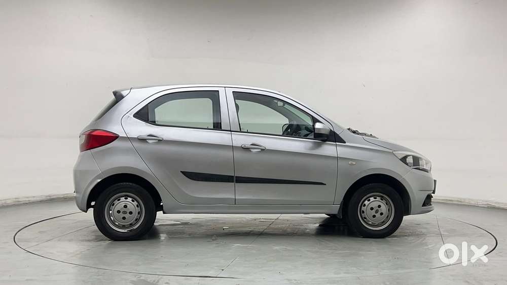 Tata Tiago 1.2 Revotron Xm, 2017, Petrol