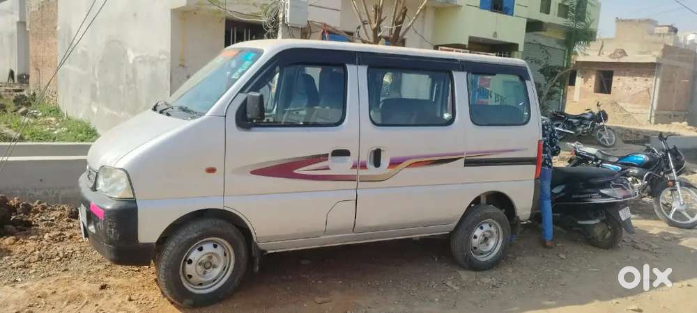 Maruti Suzuki Eeco 2012 Cng & Hybrids 104000 Km Driven