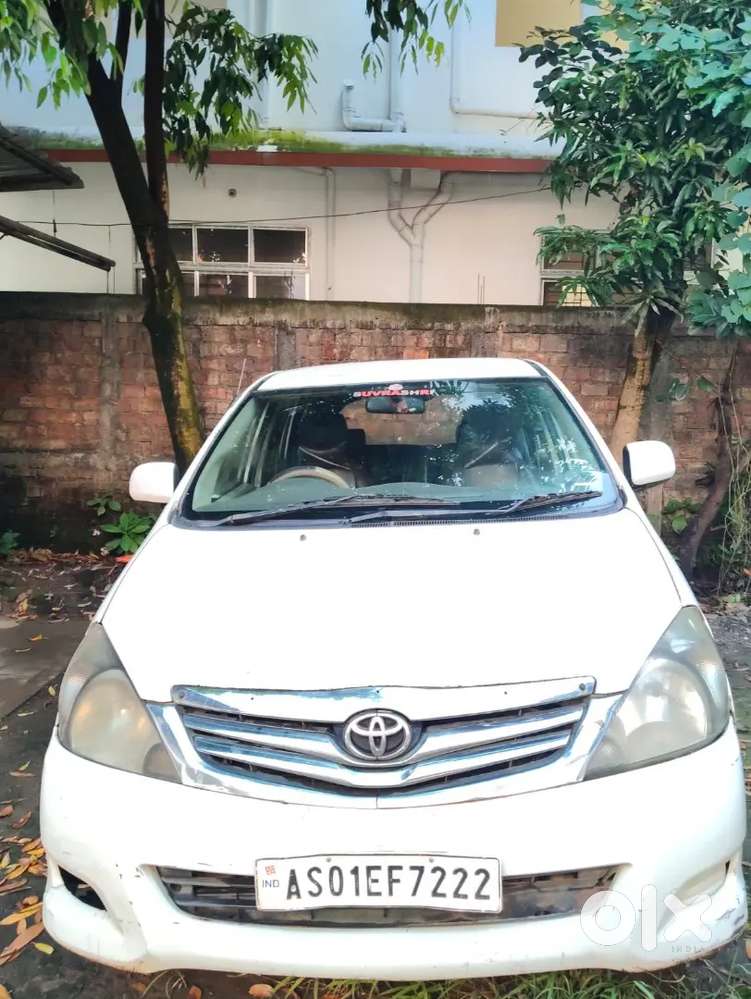 Toyota Innova Vx 2010 Petrol