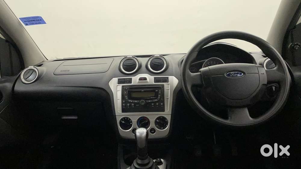 Ford Figo 2010-2012 Petrol Titanium, 2011, Petrol