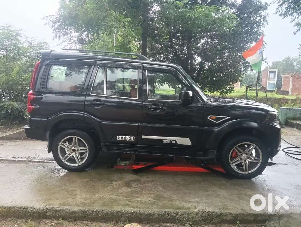 Mahindra Scorpio Diesel Manual 2018 Variant