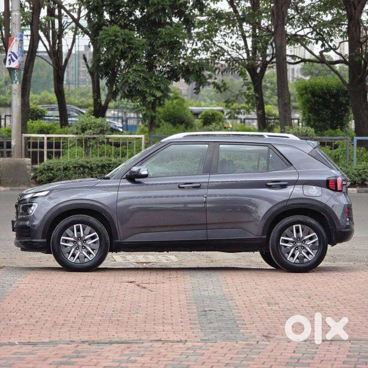 Hyundai Venue 1.0 S (o) Turbo Dct, 2024, Petrol