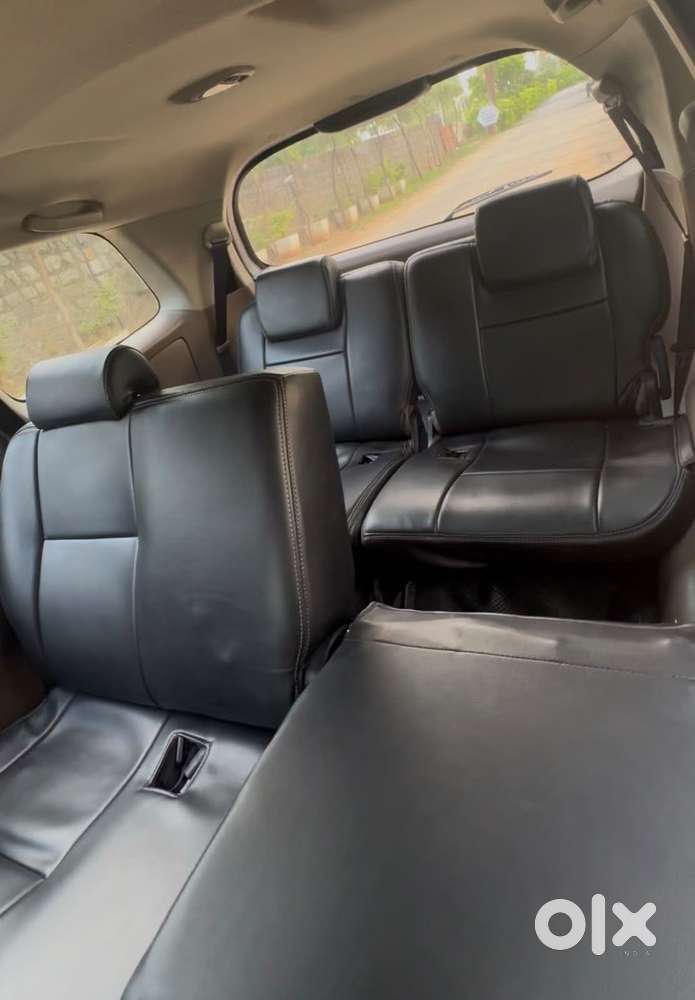 Toyota Innova 2.5 G (diesel) 8 Seater Bs Iv, 2016, Diesel