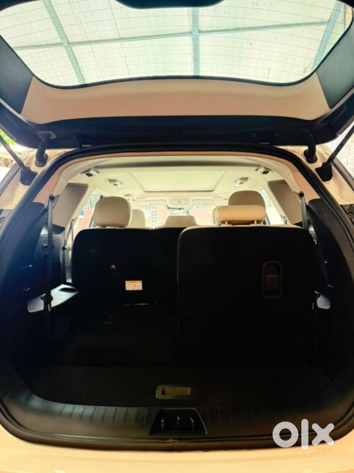 Mahindra Xuv700 2.0 Ax 7 Petrol At Luxury Pack Str, 2022, Petrol