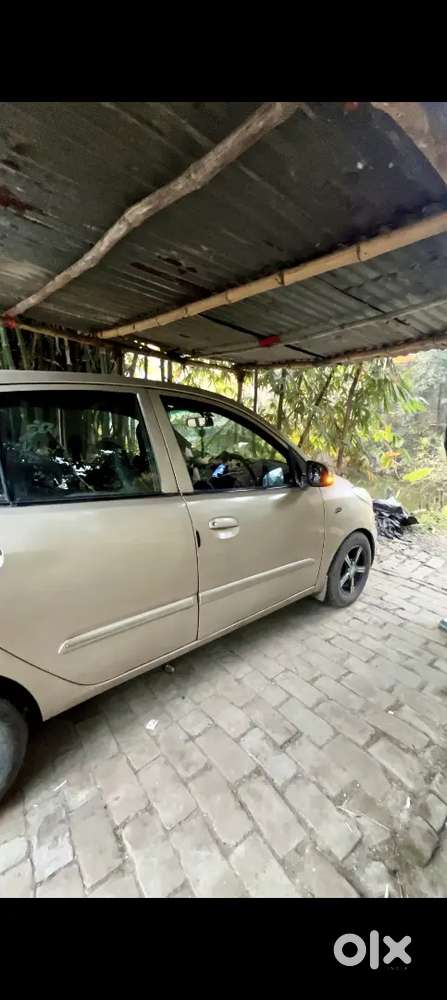 Hyundai I10 2011 Petrol 77000 Km Driven