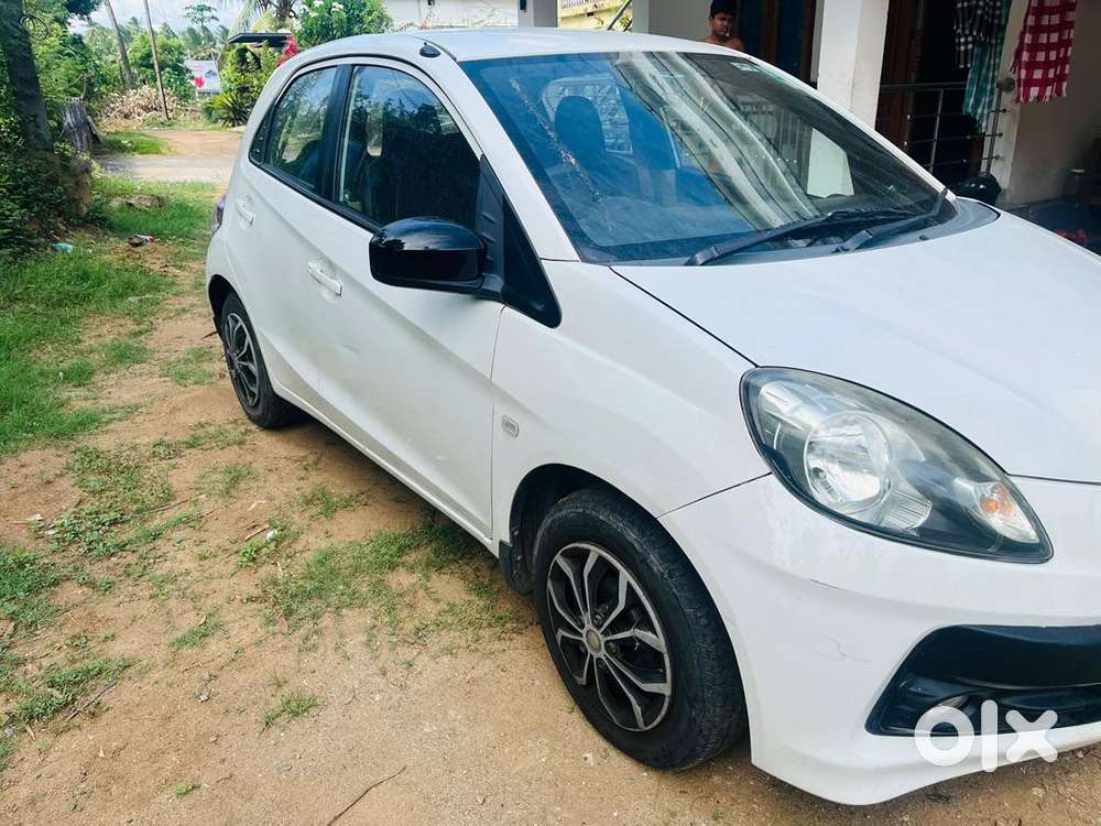 Honda Car 2014 Manual- Clean Vehicle