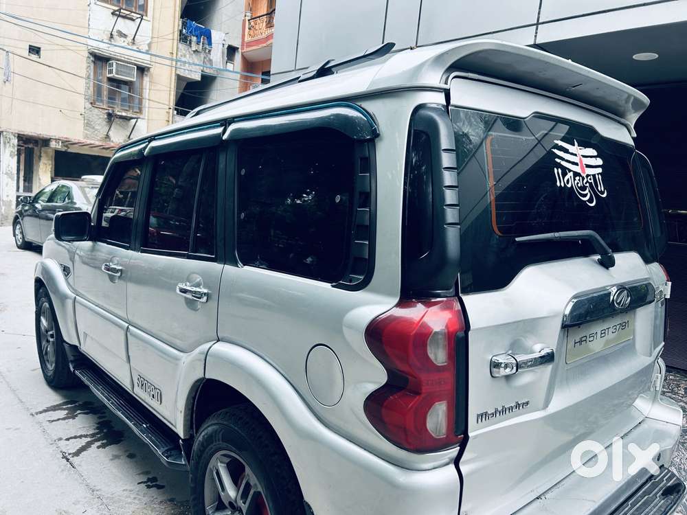 Mahindra Scorpio Classic 2.2 S 11 Mt 7 Str, 2018, Diesel
