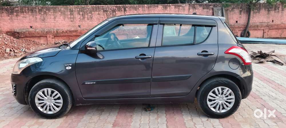 Maruti Suzuki Swift Lxi Option Sp Limited Edition, 2016, Cng & Hybri..