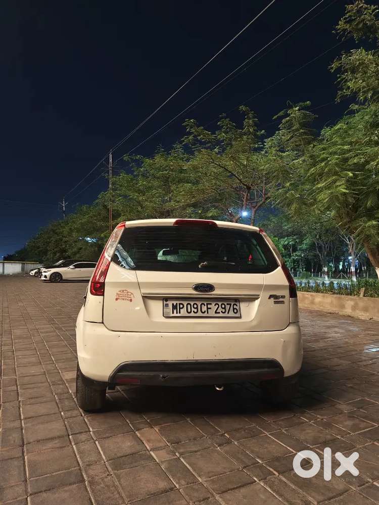 Ford Figo Titanium 2012 Diesel