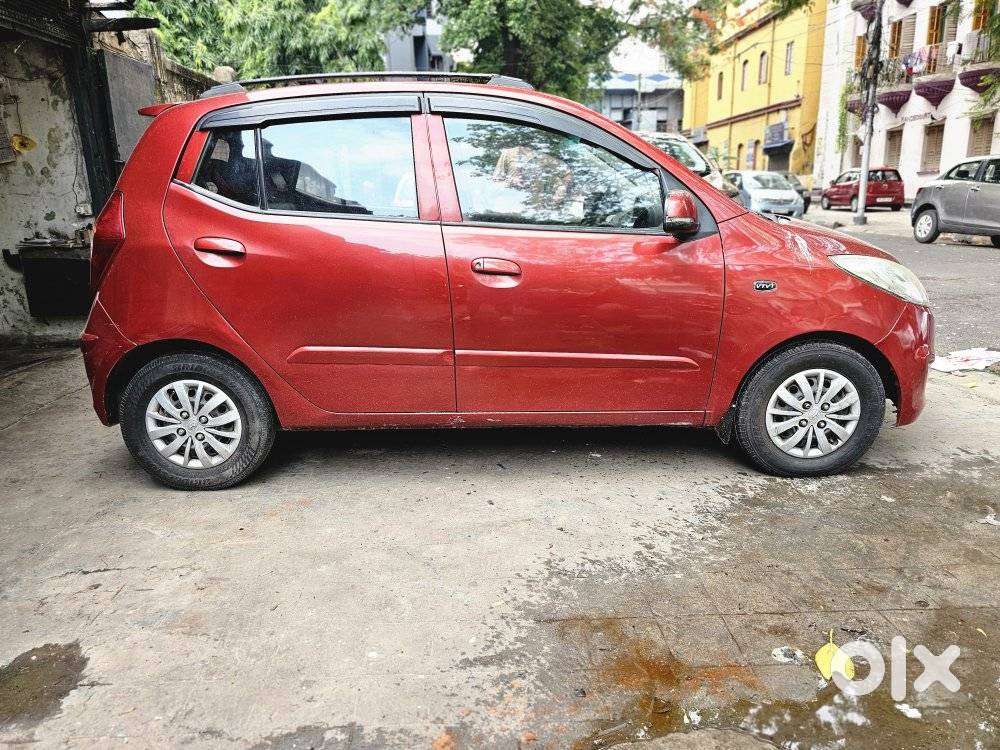Hyundai I10 Sportz, 2013, Petrol