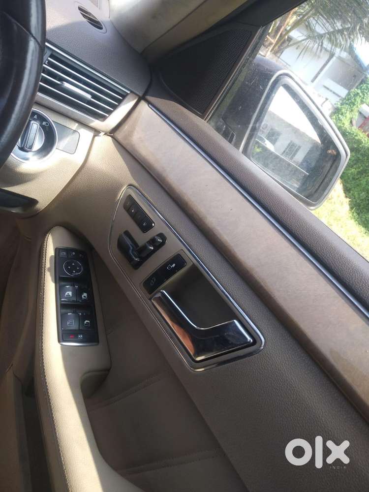 Mercedes-benz E-class E 200 Cgi Elegance, 2011, Petrol