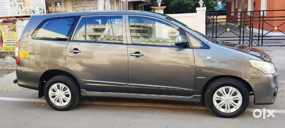 Toyota Innova 2014 Diesel Well Maintained Car For Sale