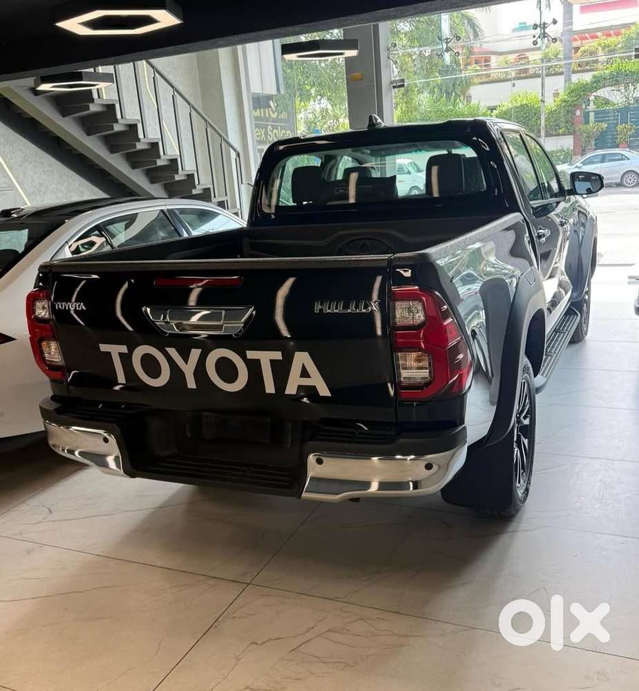 Toyota Hilux Black Edition Diesel Turbo Automatic, 2026, Diesel