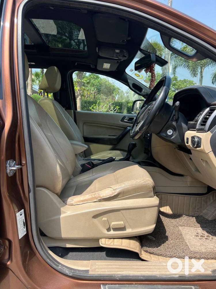 Ford Endeavour 3.2 Titanium At 4x4, 2016, Diesel