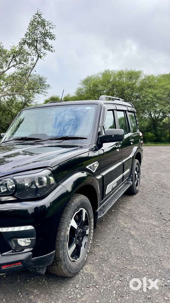 Mahindra Scorpio Classic 2.2 S 11 Mt 7 Cc, 2023, Diesel