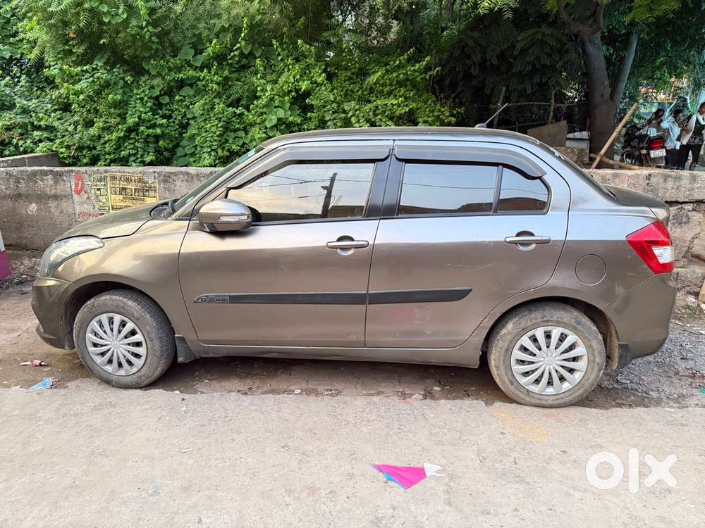 Maruti Suzuki Swift Dzire 2017 Petrol Well Maintained