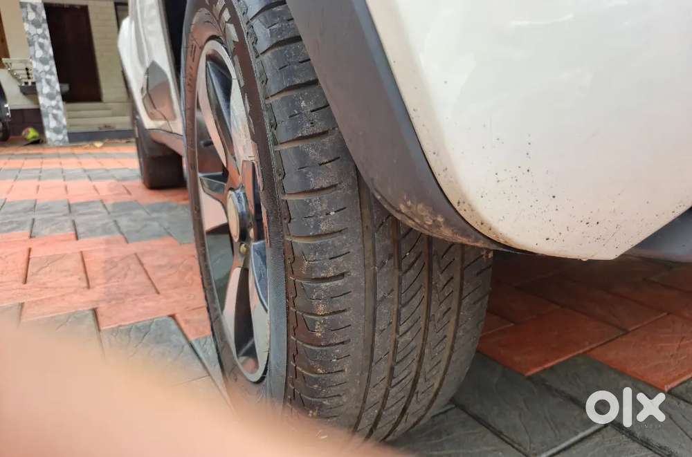 Tata Nexon Xz Plus(top End) 2018 Manual Petrol