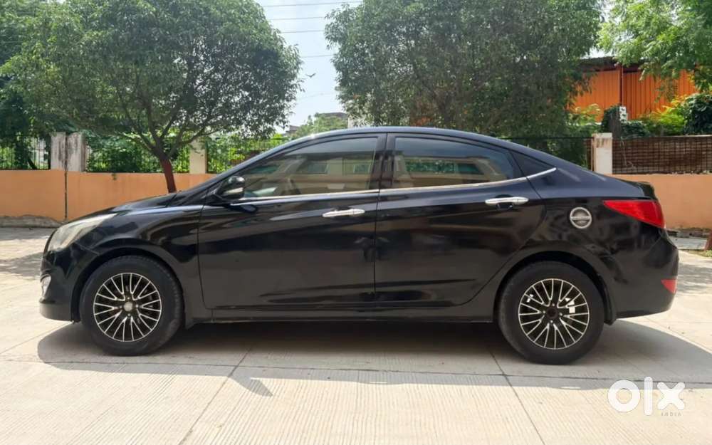 Hyundai Verna 1.6 Ex Vtvt, 2015, Petrol