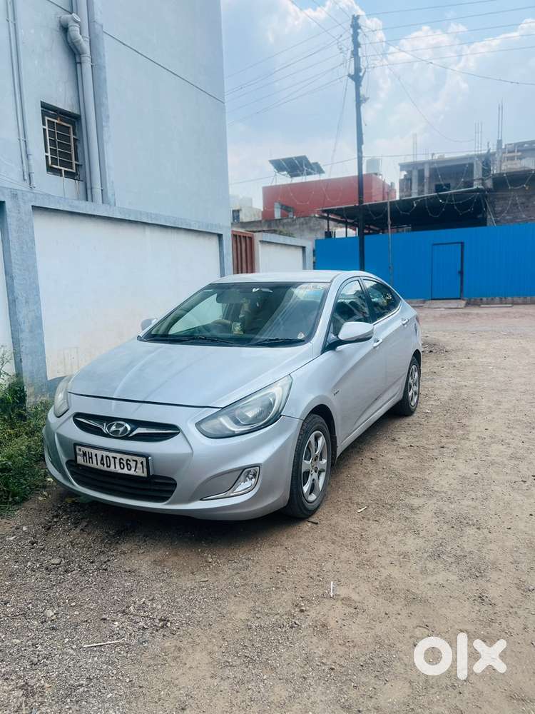 Hyundai Fluidic Verna Petrol 2013