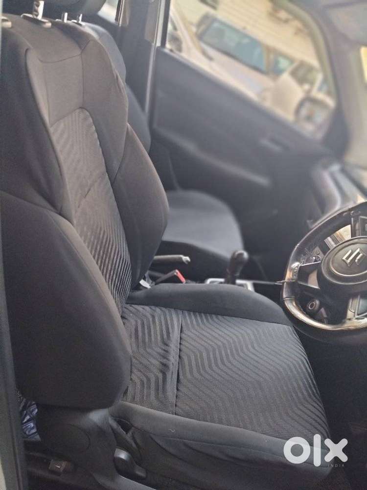 Maruti Suzuki Swift Vxi Optional, 2019, Petrol