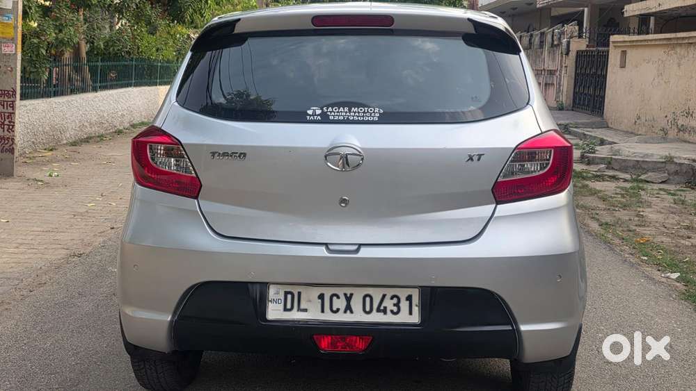 Tata Tiago 1.2 Revotron Xt (o), 2017, Petrol