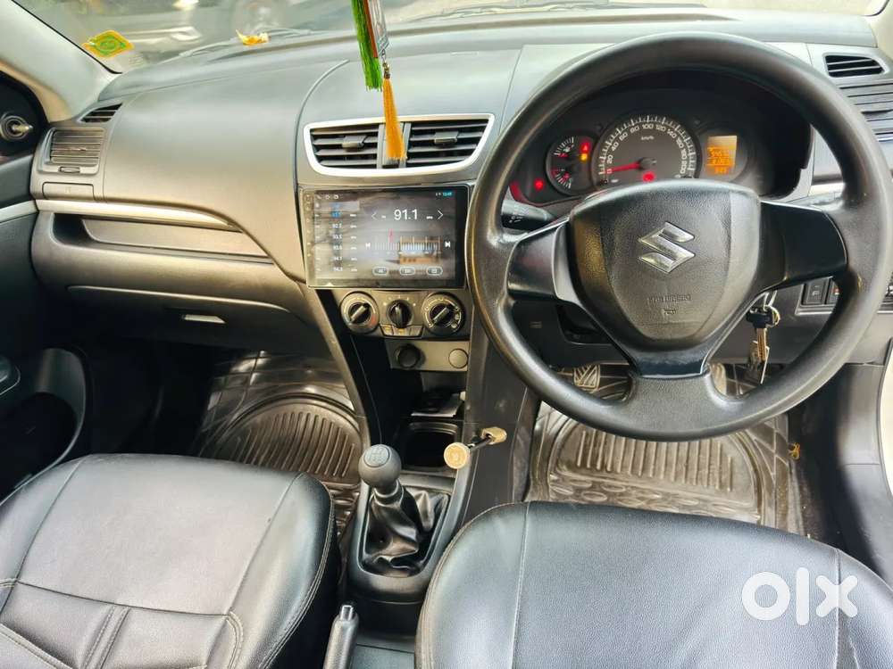 Maruti Suzuki Swift Lxi Optional-o, 2017, Petrol