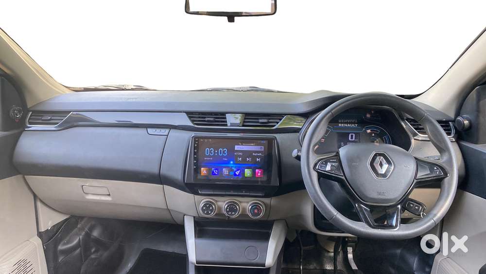 Renault Triber Rxt, 2022, Petrol