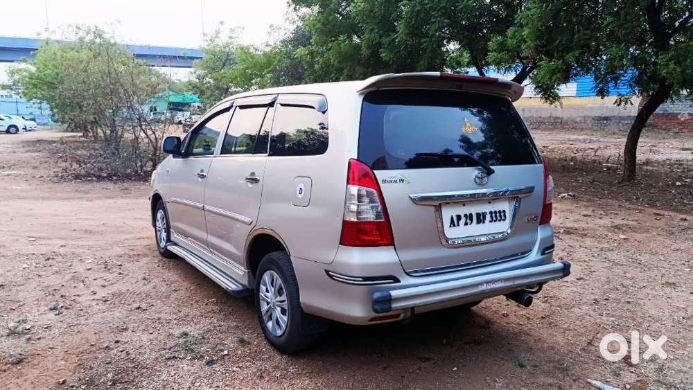 Toyota Innova, 2013