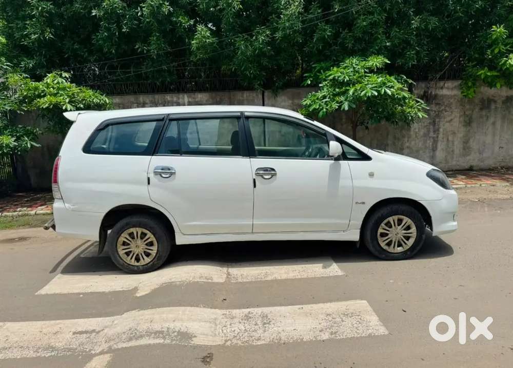 Toyota Innova Diesel 2009 With Automatic