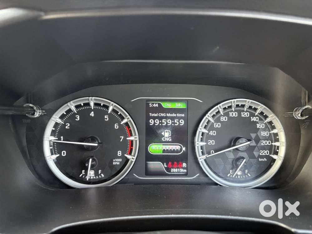 Maruti Suzuki Grand Vitara 1.5 Delta Cng, 2024, Cng & Hybrids