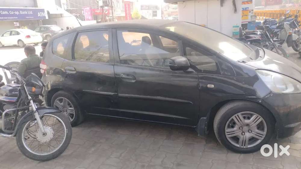 Honda Jazz 2010 Cng & Hybrids 140000 Km Driven