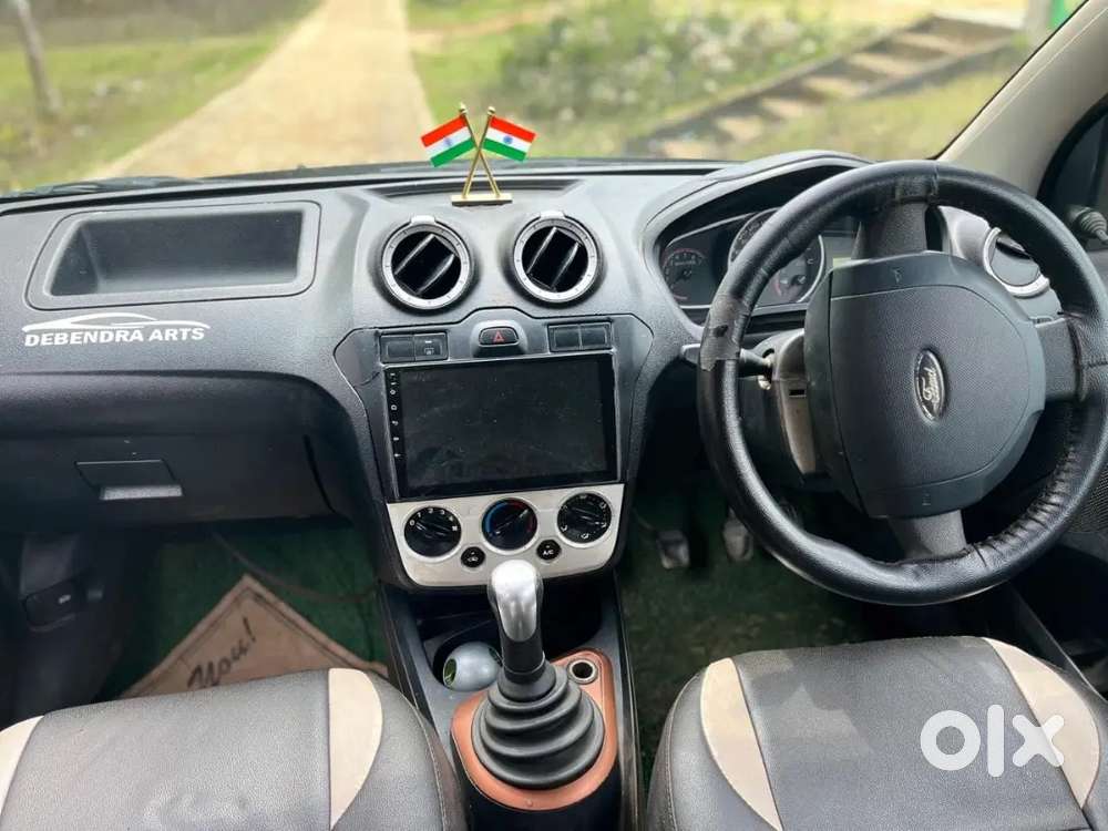 Ford Figo Zxi Petrol 2013