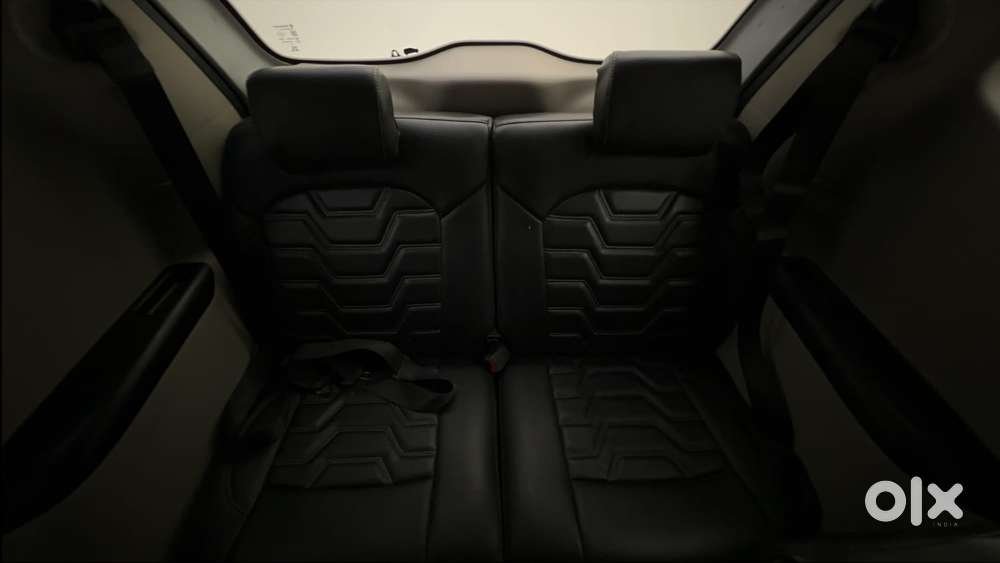 Renault Triber Rxt, 2022, Petrol