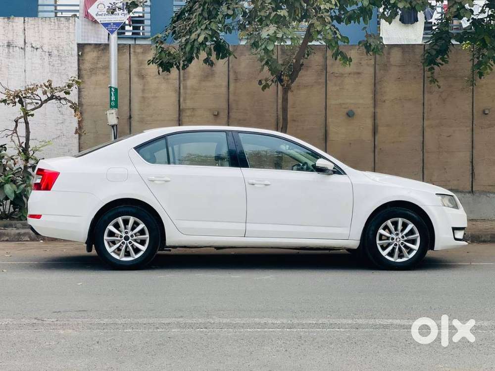 Skoda Octavia 2.0 Ambition Tdi Cr At, 2015, Diesel