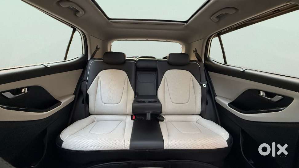 Hyundai Creta Sx 1.5 Petrol Cvt, 2023, Petrol